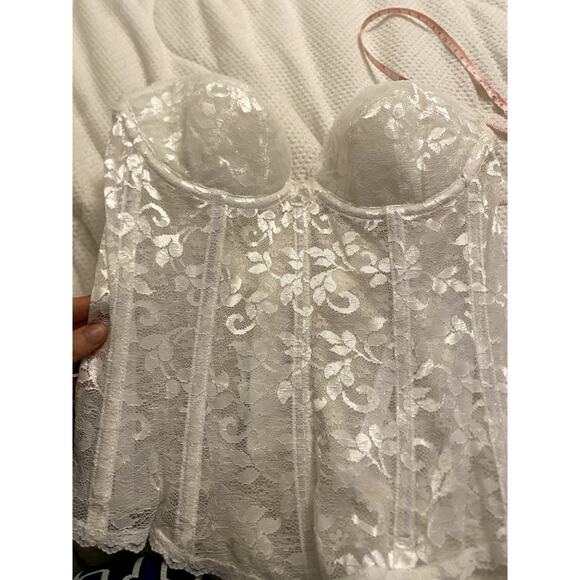 Carnival Vintage Lace White Bride Lingerie size 32C - Picture 3 of 7